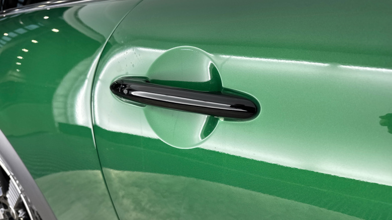 MINI Hatchback 2.0 Cooper S Exclusive 3dr Auto Petrol Hatchback